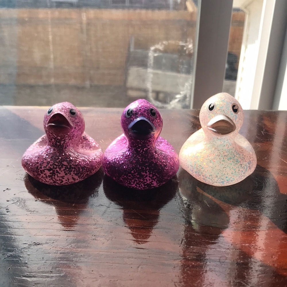 $5 for these duckling bath toys.